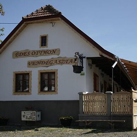 Edes Otthon Vendeghaz Hotell Nagyborzsony Exteriör bild